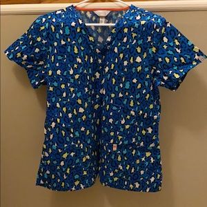 Scrub top